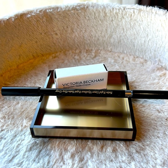 Victoria Beckham Makeup Victoria Beckham Satin Kajal Eyeliner With
